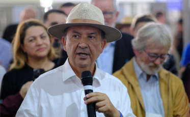 “Aplaudir e prestigiar é uma obrigação nossa”, afirma governador no último dia da AgroPonte