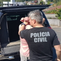 Investigado por crimes sexuais contra adolescentes é preso em Orleans