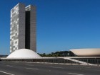 Congresso analisa fim da escala 6x1 e taxa das blusinhas nesta semana