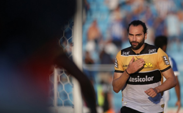 Léo Gamalho se dedicou até nas folgas para entrar em forma