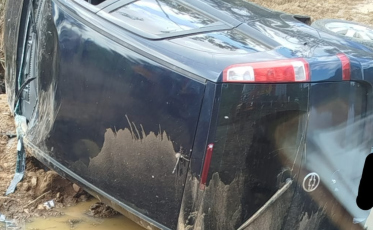 Homem fica ferido após carro sair da pista em Timbé do Sul