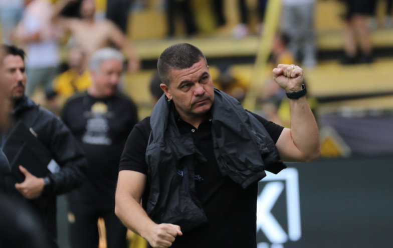 “A vontade de executar é o primeiro passo”, destaca Louzer após estreia com vitória no Criciúma