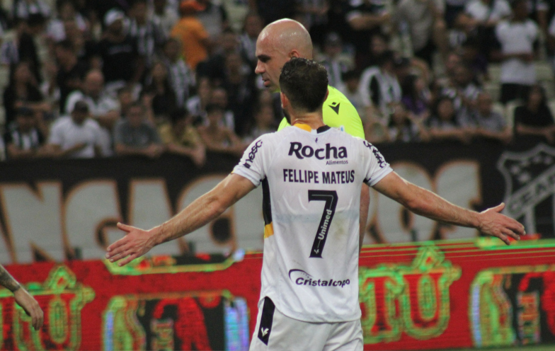 Criciúma busca terceira vitória seguida e tenta feito inédito contra o Ceará