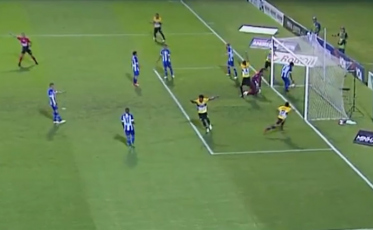 Criciúma bate o Avaí de virada na capital