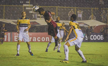 Criciúma pega o Vitória e tem tabu pela frente