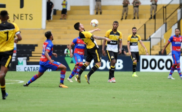 Desarrumado em campo, Criciúma empata com Marcílio Dias