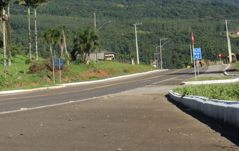 “Se morrer hoje, morro feliz”: sonho vira realidade ao ver Serra da Rocinha asfaltada