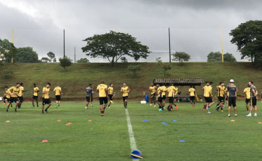 Criciúma visita o Guarani para iniciar reação