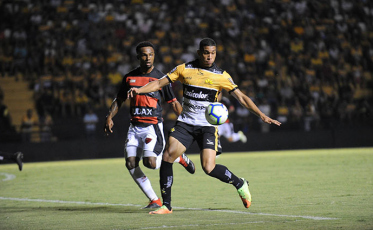 Em nove jogos, Criciúma e Oeste empataram cinco vezes