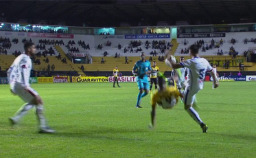 Criciúma terá divisor de águas contra o Paraná nesta noite