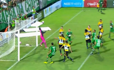 Criciúma joga sem criatividade e perde mais uma