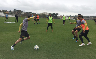 Criciúma joga contra a Ponte de olho em três confrontos diretos da rodada