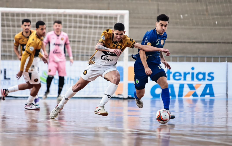 Criciúma Futsal empata com o atual campeão e soma primeiro ponto no Brasileiro