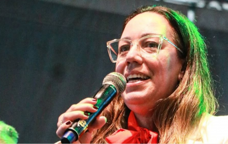 'Um exemplo de profissional': Morre a jornalista Cris Freitas, em Nova Veneza 