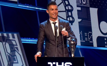 Cristiano Ronaldo é eleito o melhor do mundo pela quinta vez