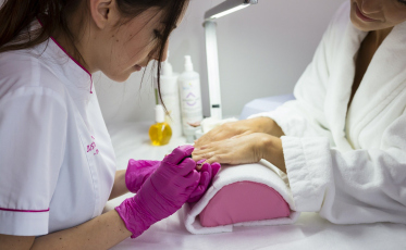 Curso de manicure inicia na próxima segunda-feira em Içara