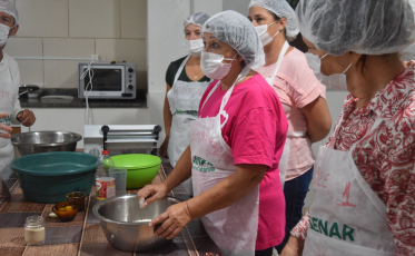 Agricultores participam de curso gratuito de pães e biscoitos