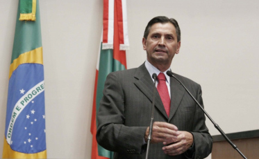 Deputado Júlio Garcia é transferido para hospital em Florianópolis