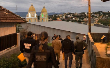 Polícia Civil prende três na operação 