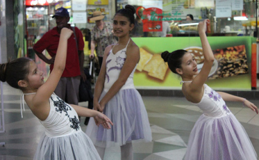 Terminal Central recebe apresentação premiada em festival de dança
