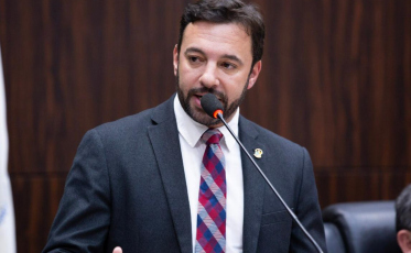 Projeto de Daniel Freitas busca desburocratizar processo de adoção