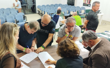 Carlos de Cordes é reeleito presidente do Sindicato dos Químicos e Plásticos de Criciúma