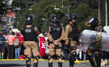 Denis Luciano relata as manifestações em Curitiba contra a prisão de Lula