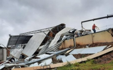 Defesa Civil do Estado confirma passagem de tornado pelo estado