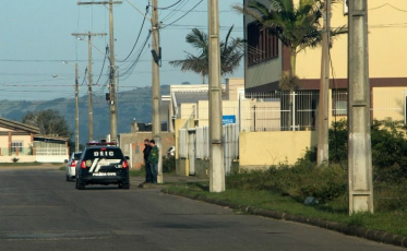 MP denuncia 12 vereadores e dois ex-secretários de Laguna