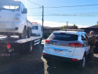 PM recupera carros que foram roubados de empresa em Tubarão