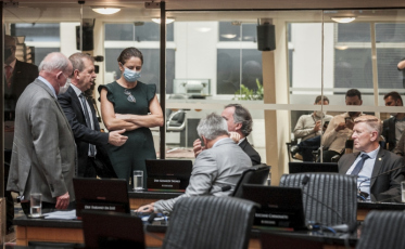 Votação de projeto sobre salário dos policiais civis fica para semana que vem