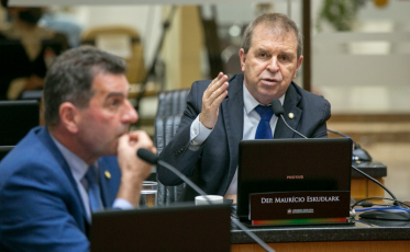 Sessão repercute votação do segundo processo de impeachment