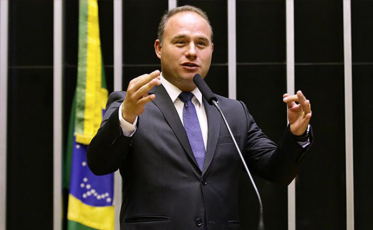 PSL buscará a filiação de cinco prefeitos do Sul nos próximos dias