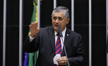 Emprego e renda encabeçam a lista de prioridades da Minoria na Câmara