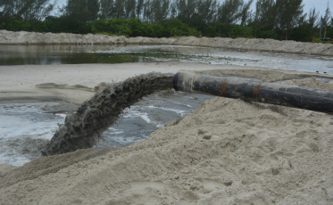 No Camacho, mais de 35 mil m³ de terra retirada da barra