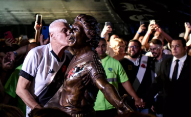 Aos 68 anos, morre Roberto Dinamite