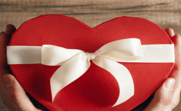 Horário especial do comércio de Criciúma para o Dia dos Namorados