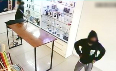 Polícia identifica envolvidos em roubo armado com vítima mulher refém e em receptação de celulares