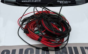 Após furtar mais de três quilos de fios de energia, homem é preso em Criciúma