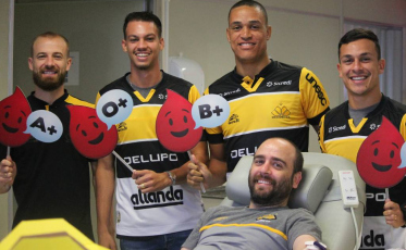 Tigre ajuda a reforçar o estoque do Hemosc