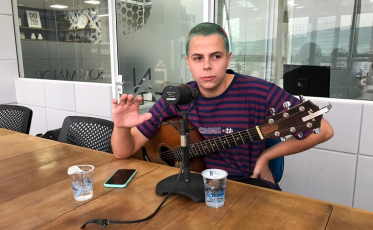 Dody passou e lançou música nova no Avesso