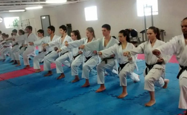 Atletas do karatê de Içara participam dos Jogos Escolares Brasileiros