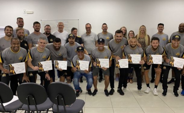 Profissionais da base do Tigre concluem semana de estudos