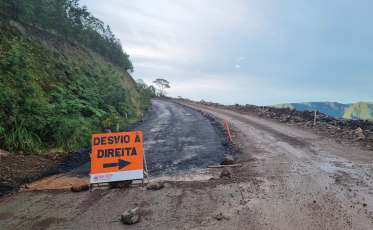 DNIT retoma pavimentação da Serra da Rocinha após obras de contenção