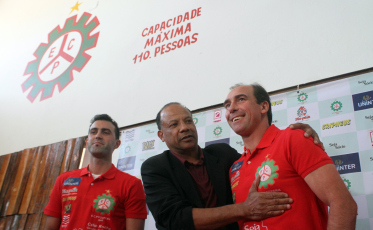 Apresentado e louco para trabalhar