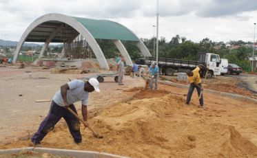 Parque dos Imigrantes nos últimos detalhes
