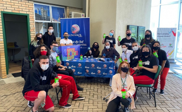 Semana do rádio: Do Avesso direto do Colégio Unesc 