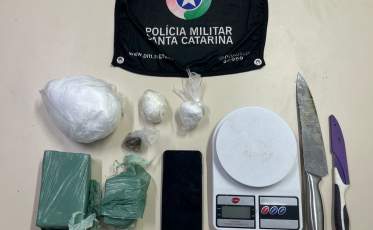 Criciúma: PM apreende quase R$ 50 mil em drogas no bairro Buenos Aires