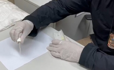 Criciumense é presa com quase 3 kg de cocaína ao tentar embarcar para Paris