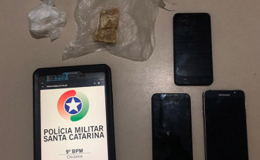 Dupla é presa por tráfico de drogas